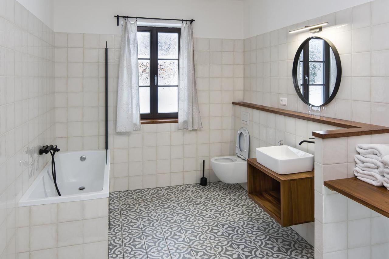 Dvur Liskovy Vrch 4*